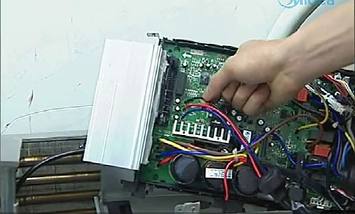 巴塘美的空调电话是多少